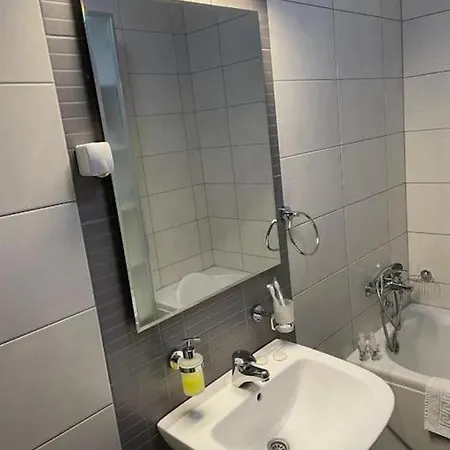 Apartamento Ares Čačak